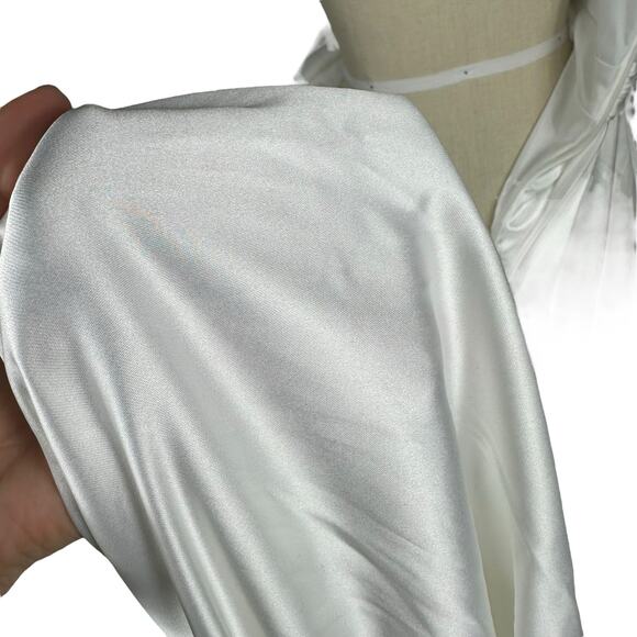 MAC DUGGAL 12443 White Satin V-Neck Sleeveless Long Formal Gown Size 4 NWT Glam - Picture 14 of 16